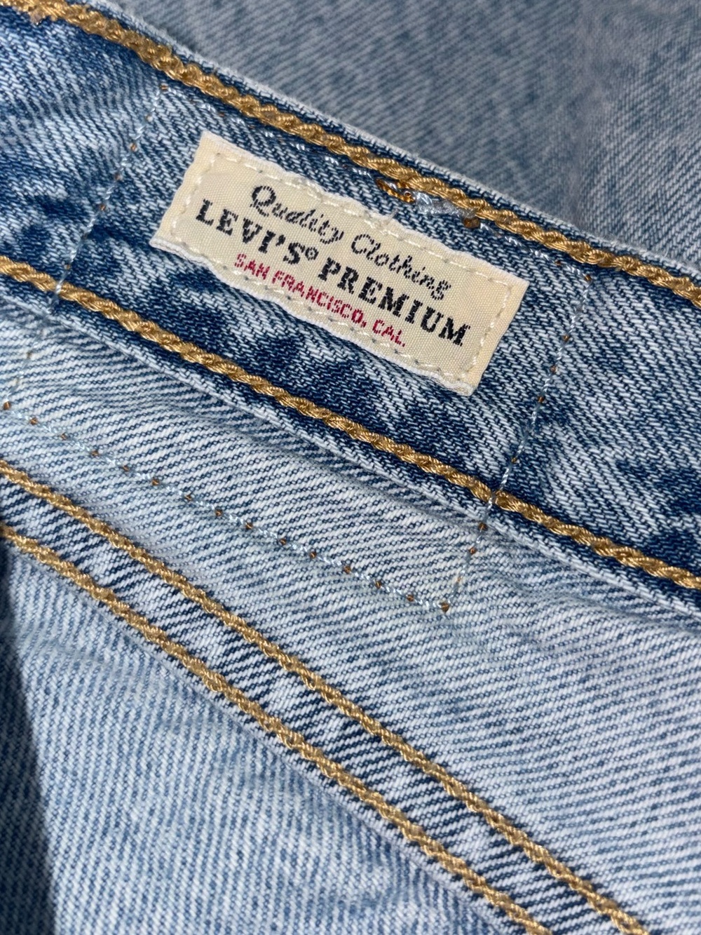 Levi's Premium Wedgie Straight Jeans 27 High Rise Ankle Crop Light Wash 26" - Picture 6 of 7